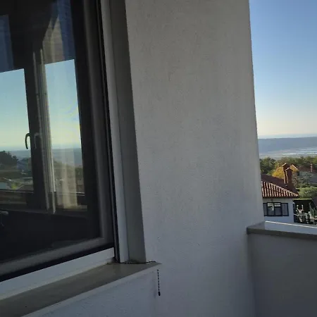 Apartman Bright With Large Terrace Near Portoroz