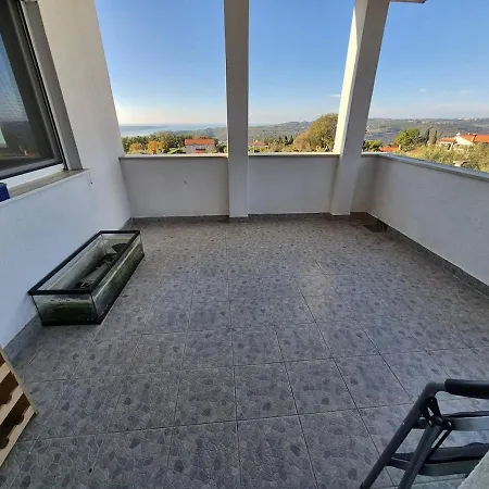 Apartman Bright With Large Terrace Near Portoroz Secovlje
